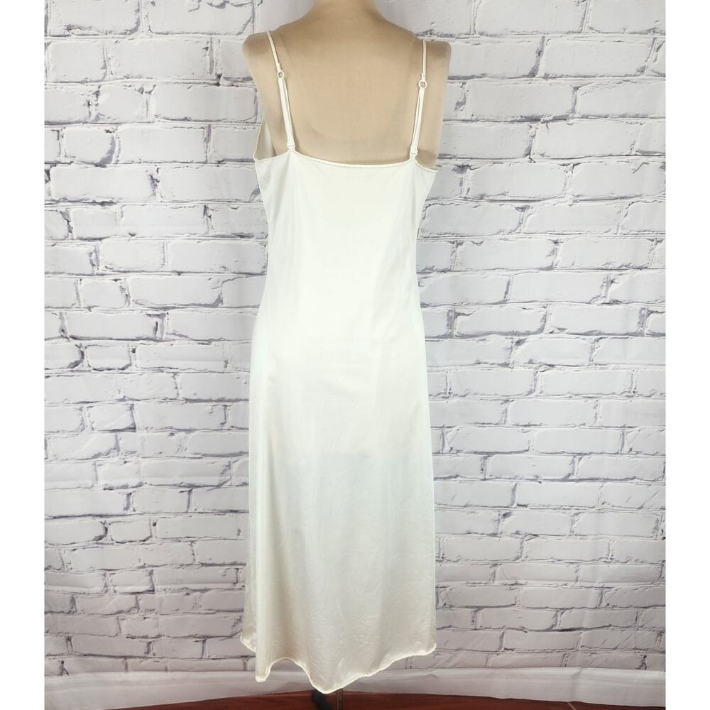 Vintage Vanity Fair Slip Womens S/M - Picture 2 of 5